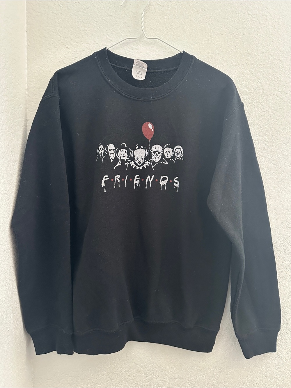 Black "Friends" Horror Graphic Crewneck Sweatshirt